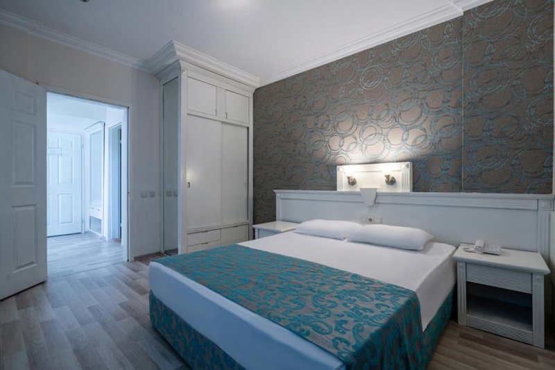 Alanya utazás The Garden Beach Hotel