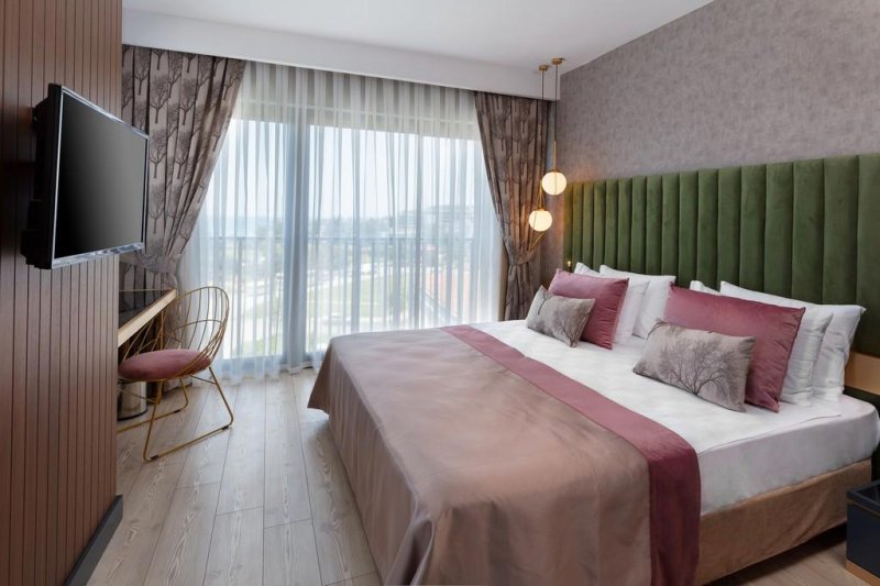 Side utazás The Raga Side