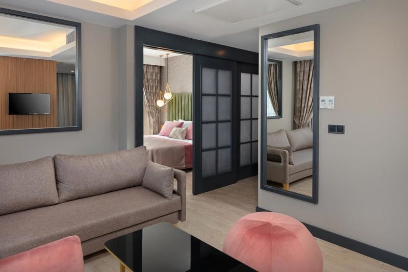 Side utazás The Raga Side