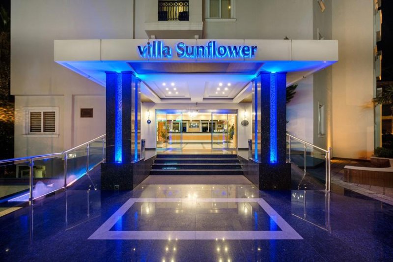 Alanya utazás Villa Sunflower Hotel