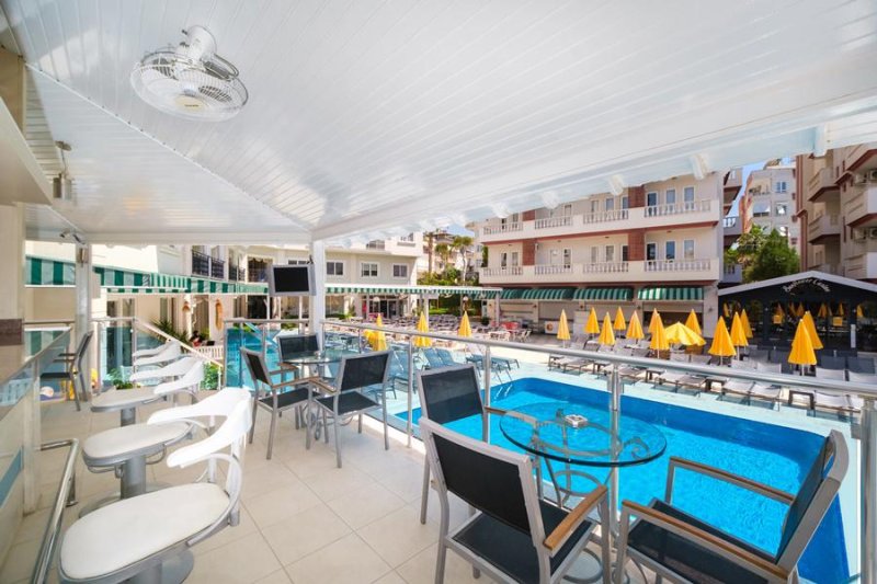 Alanya utazás Villa Sunflower Hotel