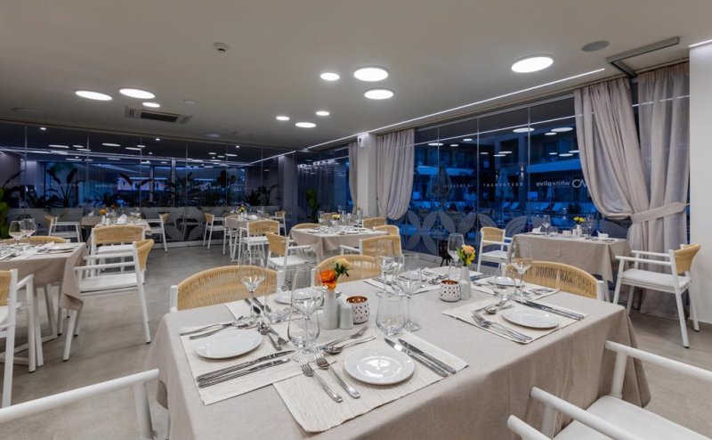 Zakynthos Laganas utazás White Olive Elite Hotel