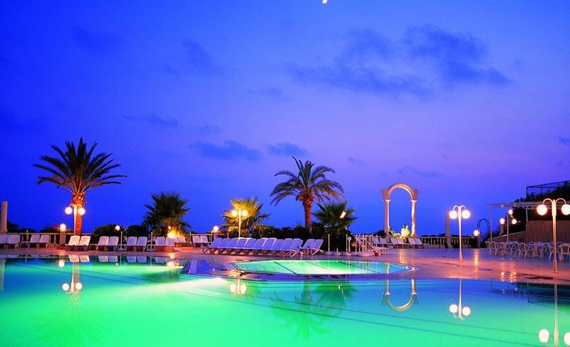 Antalya utazás Adonis Hotel