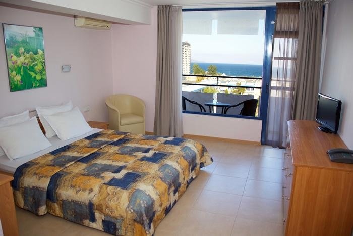 Napospart utazás Dunav Hotel Sunny Beach