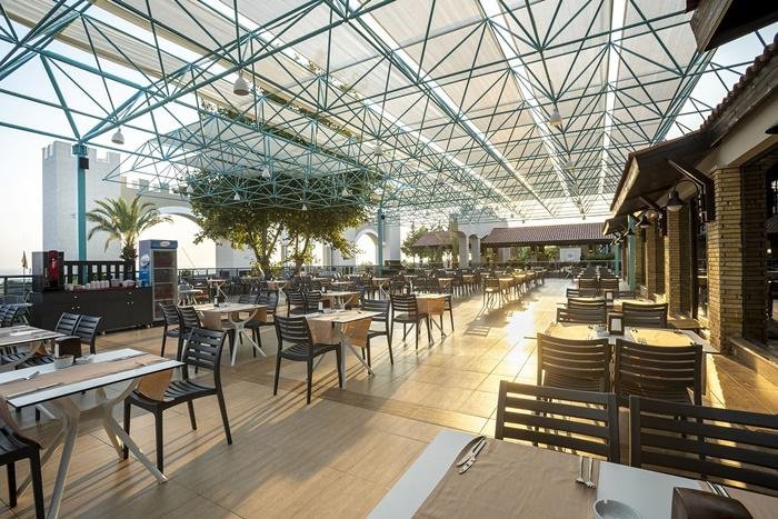 Side utazás Master Family Club Hotel