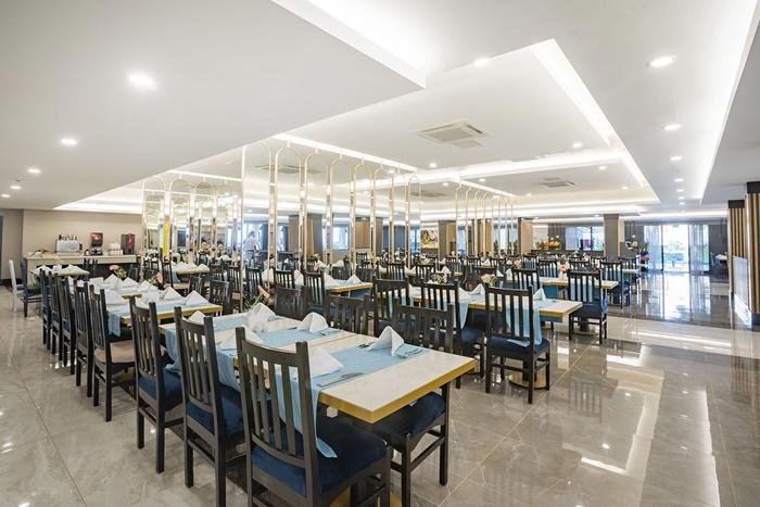 Side utazás Master Family Club Hotel