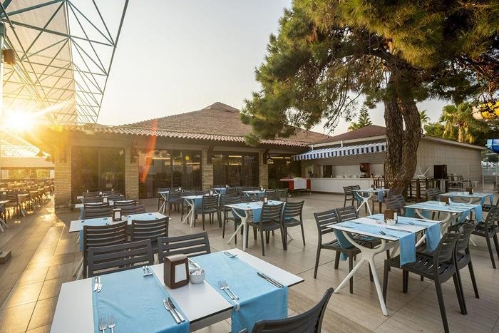 Side utazás Master Family Club Hotel