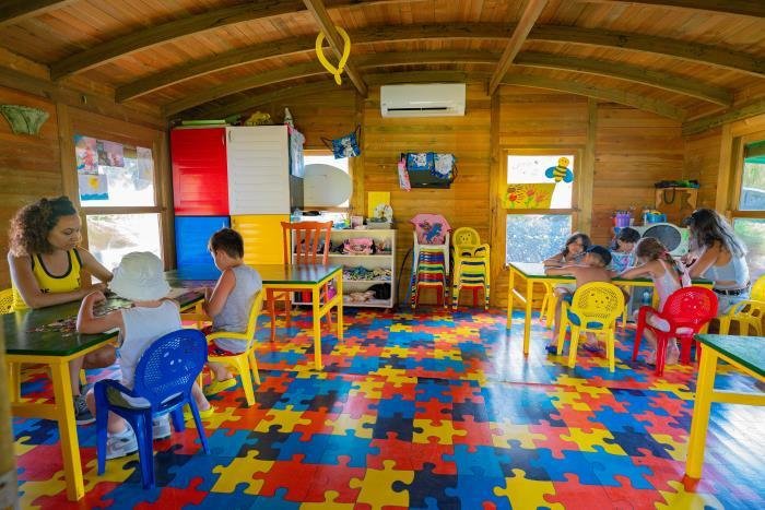 Side utazás Master Family Club Hotel