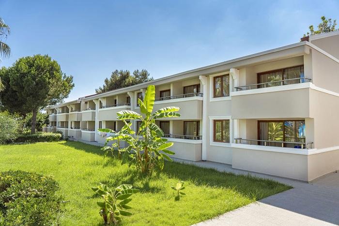 Side utazás Master Family Club Hotel