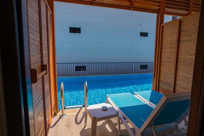 Side utazás Master Family Club Hotel