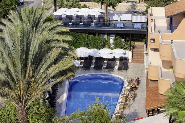 Alanya utazás May Flower Hotel