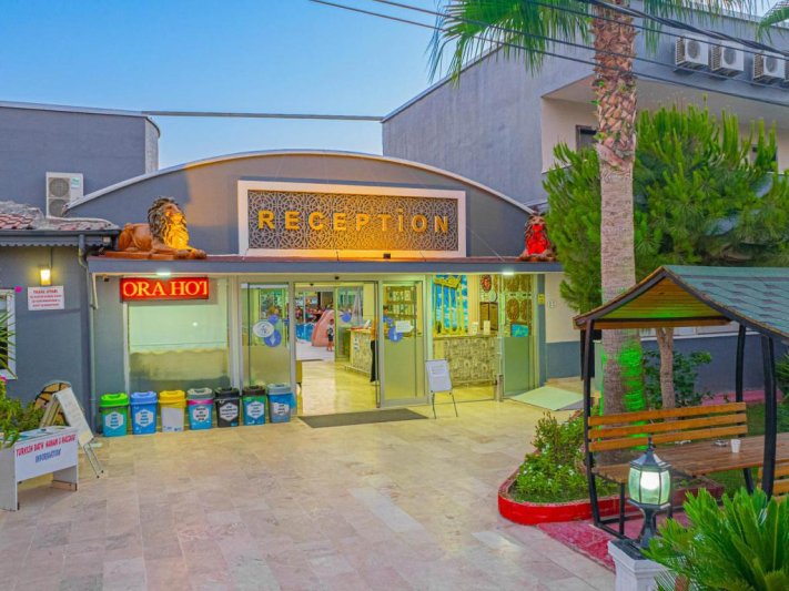 Side utazás Sayanora Hotel