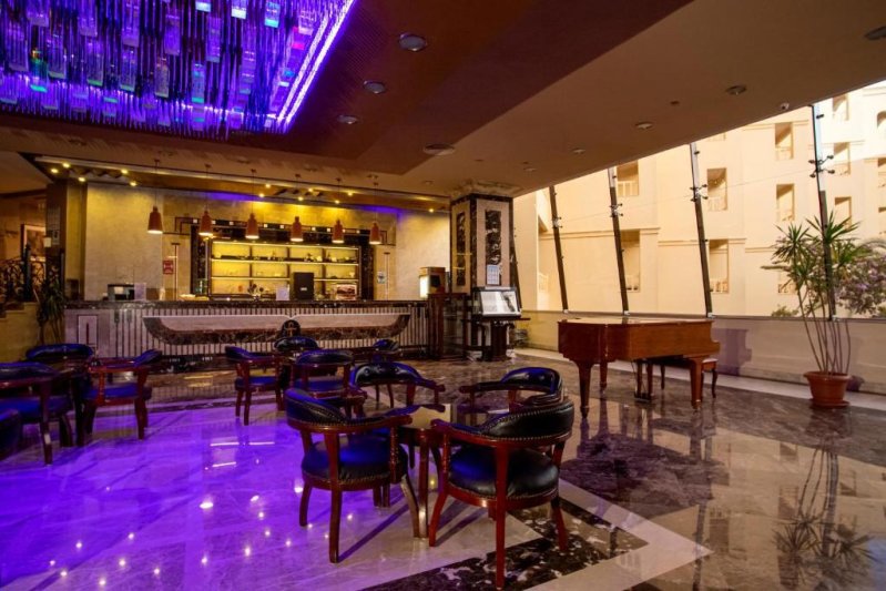 Hurghada utazás Amc Royal Hotel & Spa