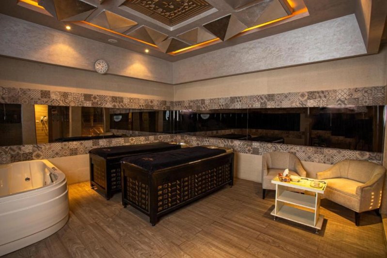 Hurghada utazás Amc Royal Hotel & Spa