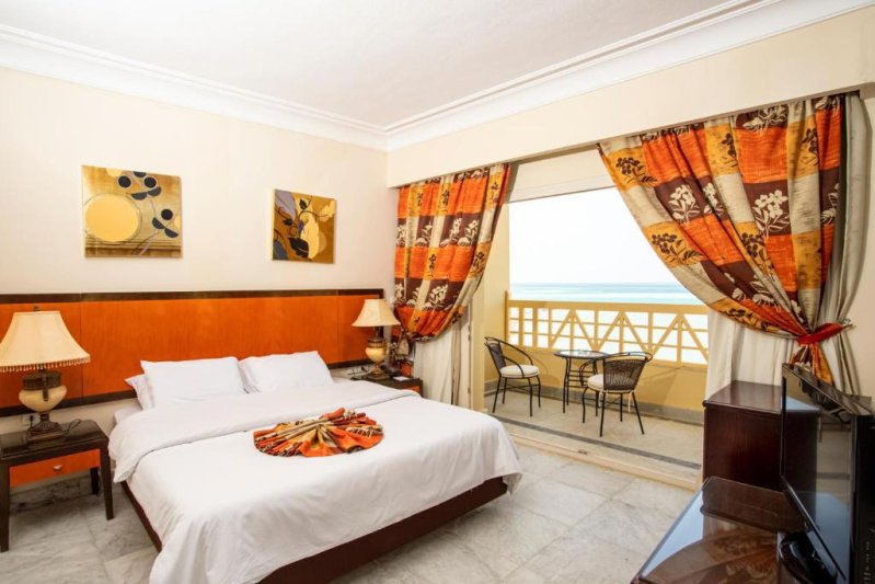 Hurghada utazás Amc Royal Hotel & Spa