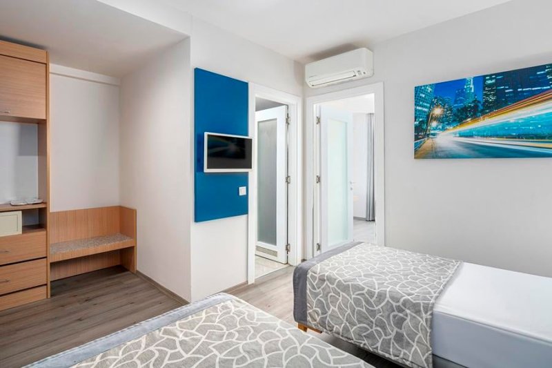 Alanya utazás Avena Resort