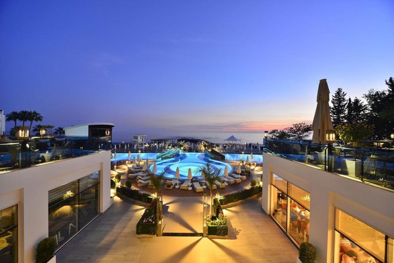 Azura Deluxe Resort & Spa Alanya