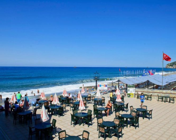Alanya utazás Beach Club Doganay