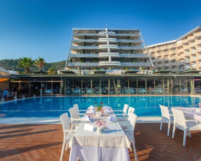 Alanya utazás Beach Club Doganay