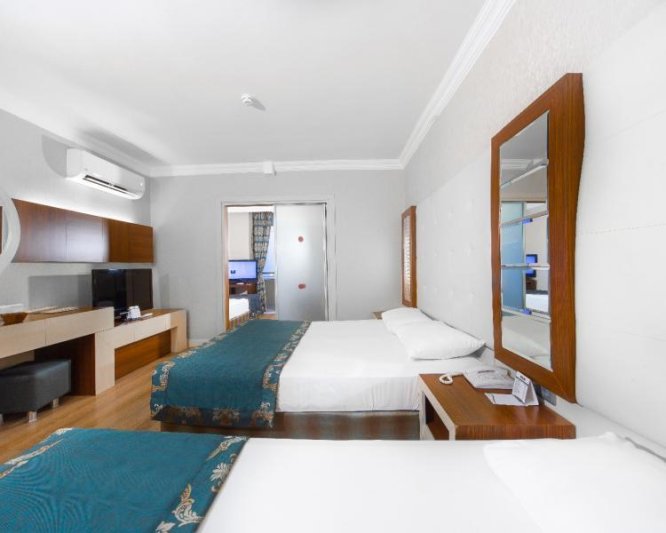 Alanya utazás Beach Club Doganay