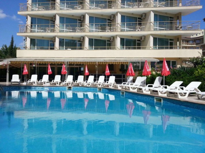 Deva Hotel Napospart