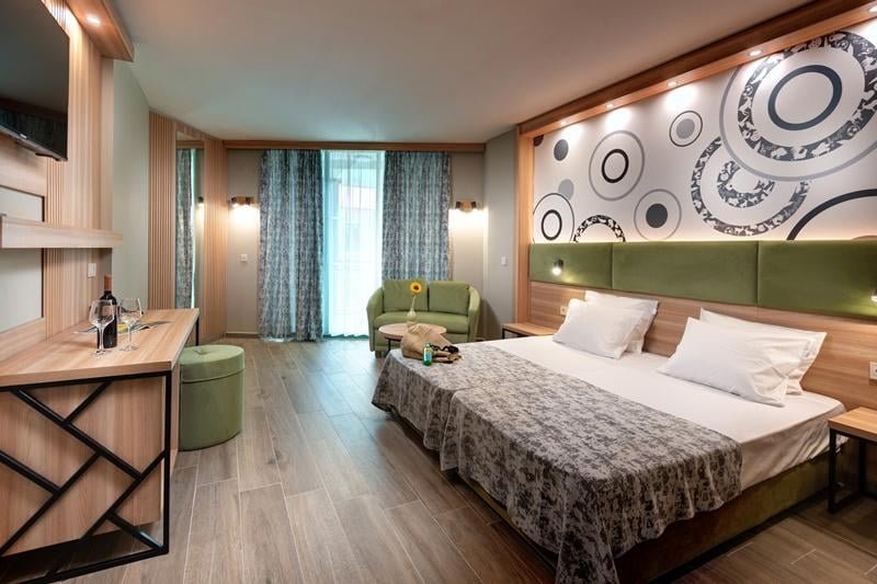 Napospart utazás Diamond Hotel