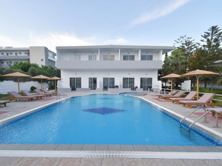 Rodosz Faliraki utazás Evita Bay Hotel