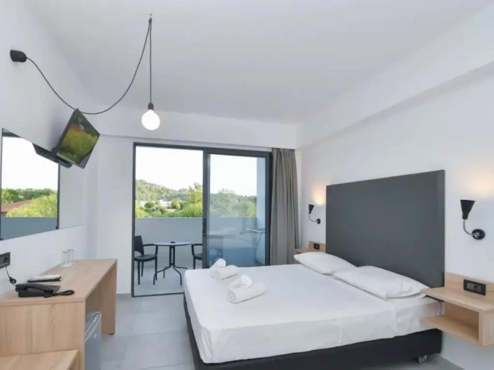 Rodosz Faliraki utazás Evita Bay Hotel