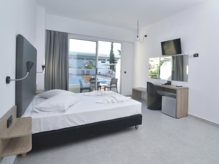 Rodosz Faliraki utazás Evita Bay Hotel