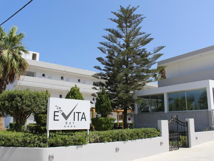Rodosz Faliraki utazás Evita Bay Hotel
