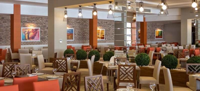 Antalya utazás Grand Park Lara