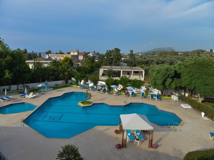 Rodosz Theologos utazás Happy Days