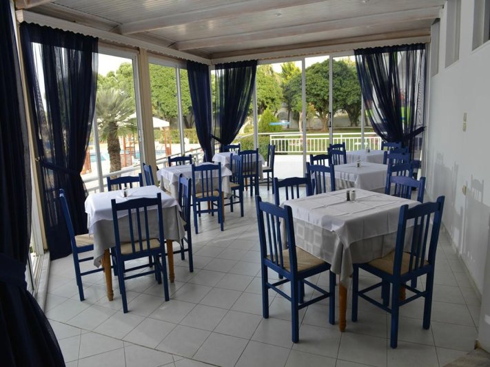 Rodosz Theologos utazás Happy Days