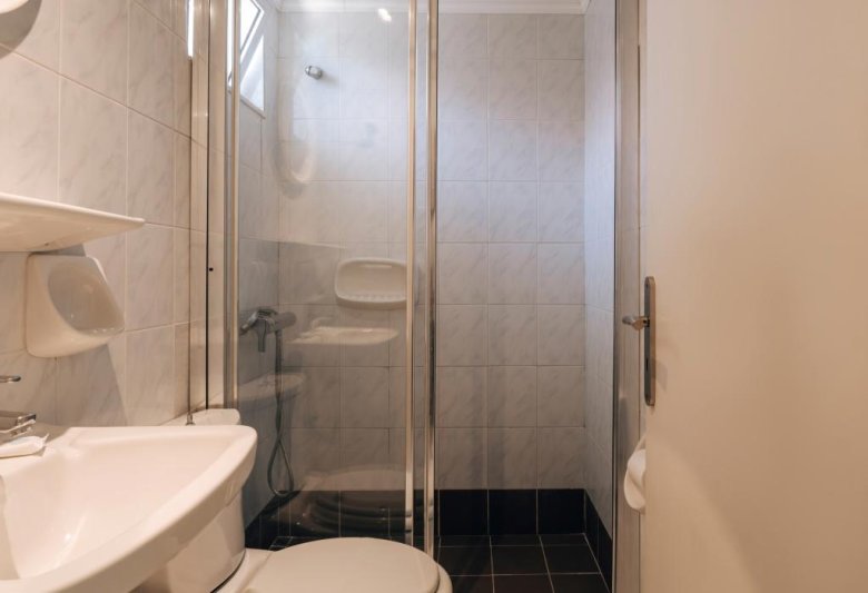 Zakynthos utazás Karras Livin