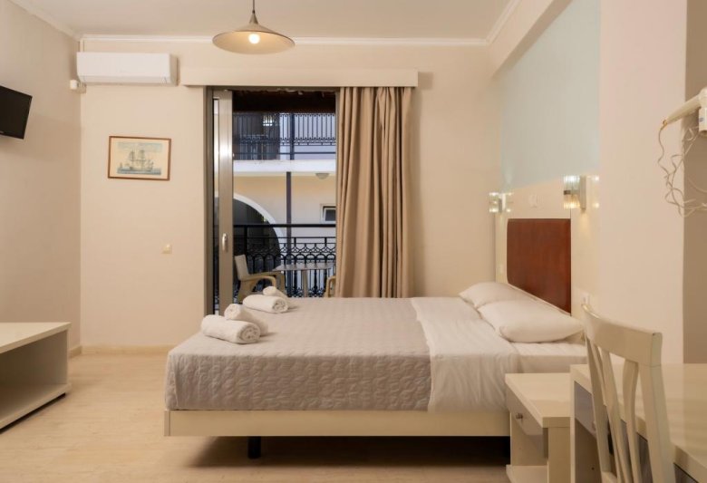 Zakynthos utazás Karras Livin