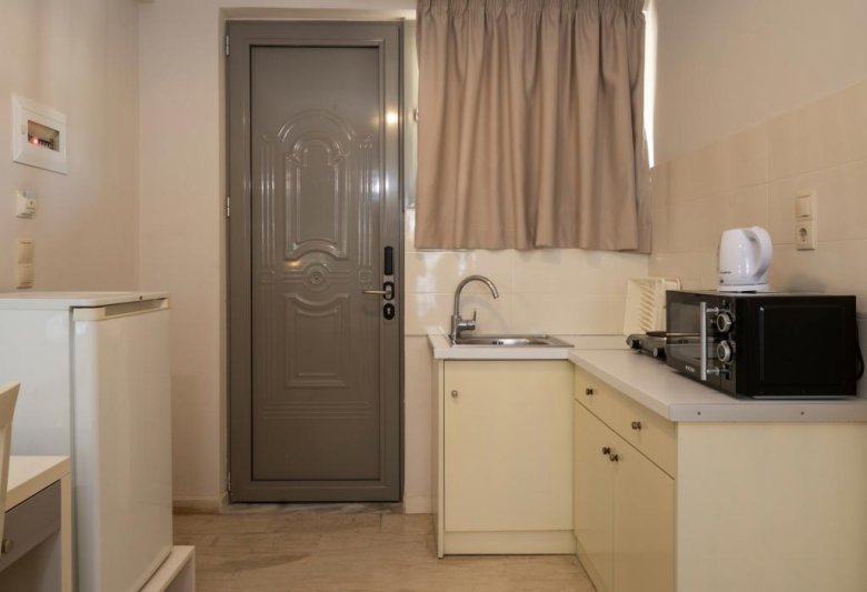 Zakynthos utazás Karras Livin