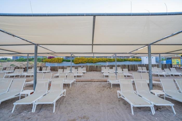 Master Family Club Hotel Side