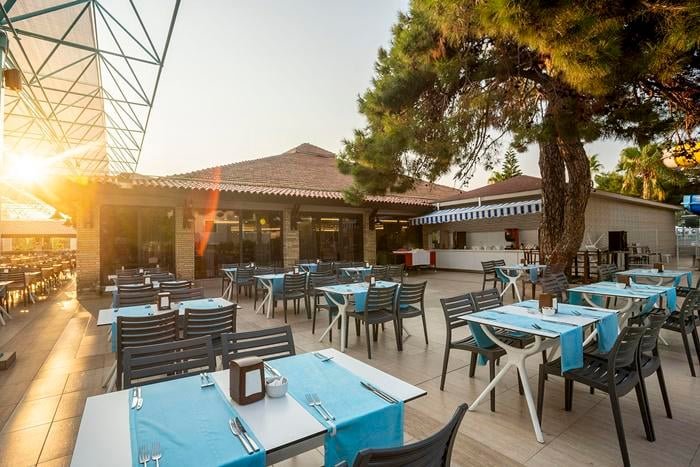 Side utazás Master Family Club Hotel