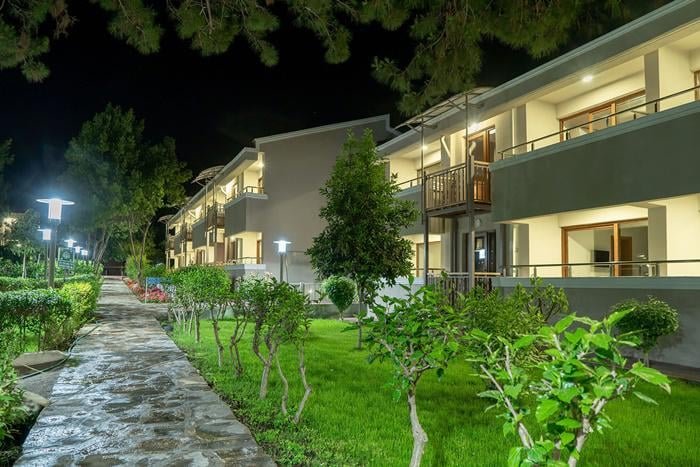 Master Family Club Hotel Side