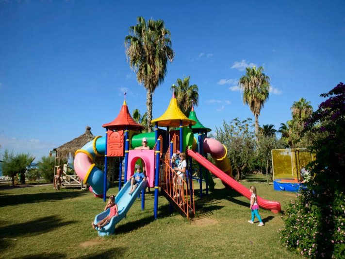Alanya utazás Mc Beach Park Resort