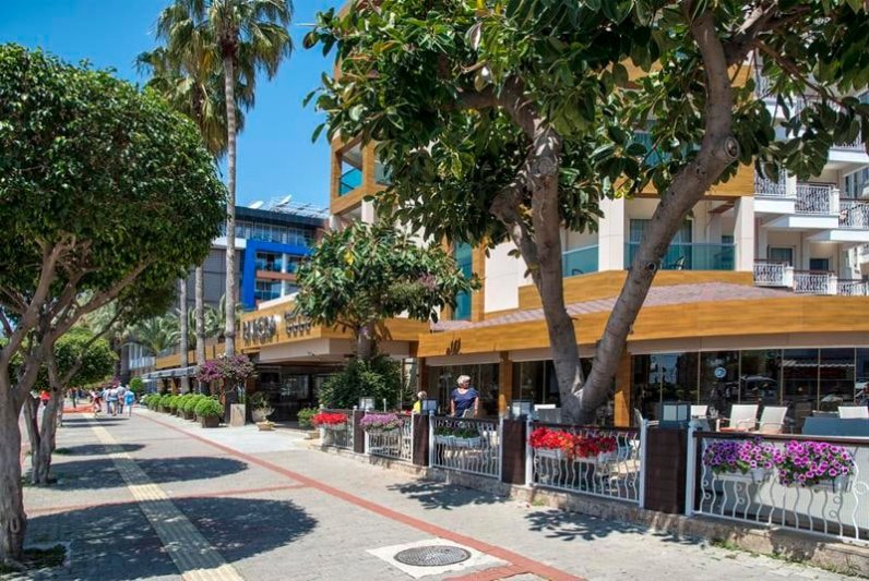 Alanya utazás Riviera Hotel & Spa