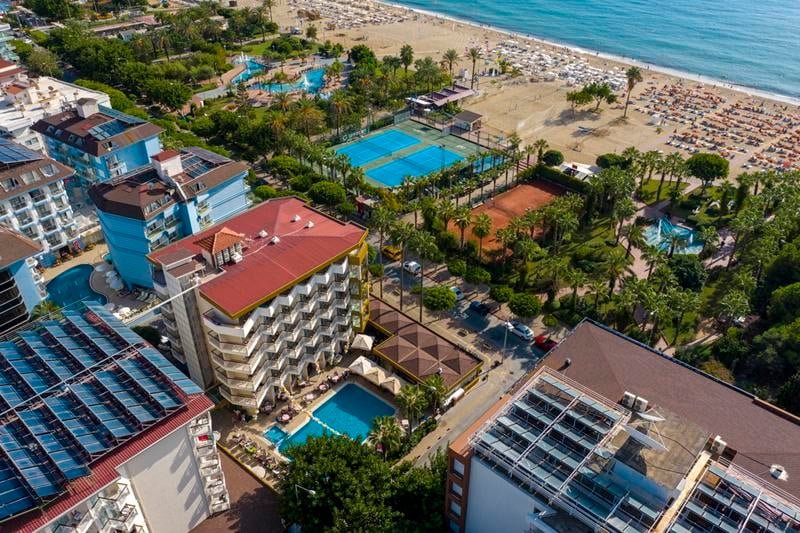 Alanya utazás Riviera Hotel & Spa