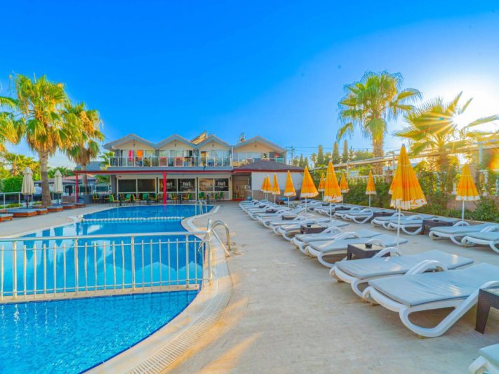 Side utazás Sayanora Hotel