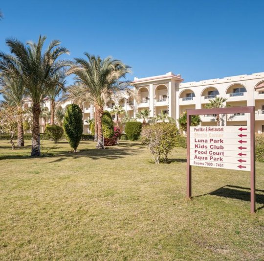 Hurghada utazás Serenity Alma Resort 