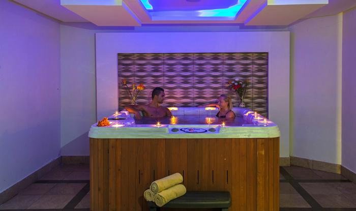 Hurghada utazás Serenity Alma Resort 