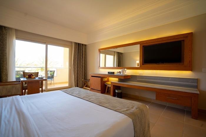 Hurghada utazás Serenity Alma Resort 