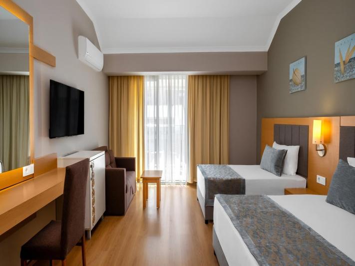 Titan Select Hotel Alanya