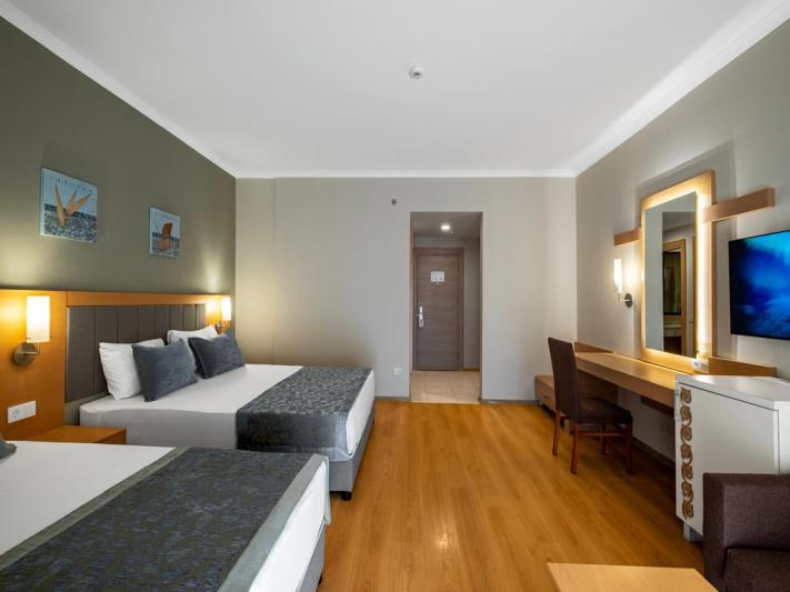 Titan Select Hotel Alanya