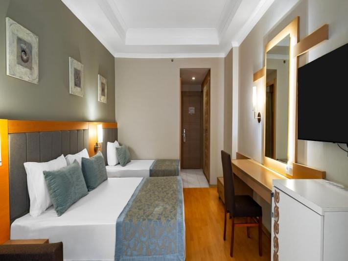 Titan Select Hotel Alanya