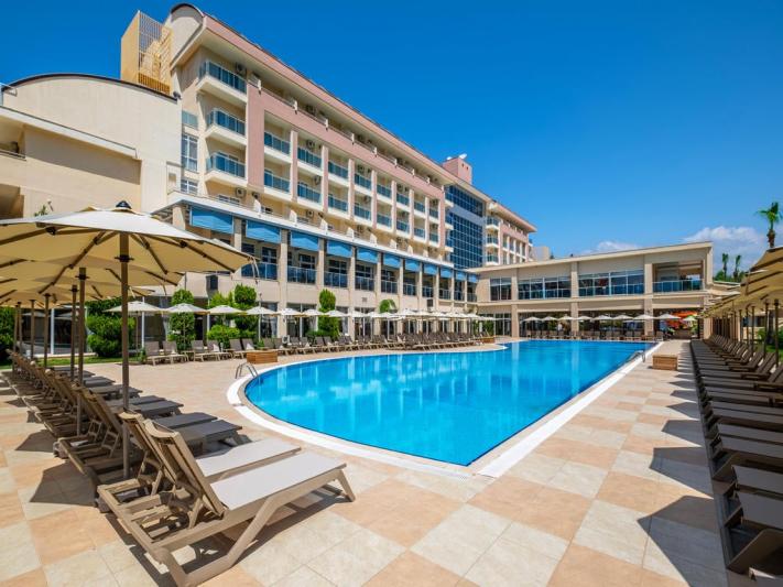 Titan Select Hotel Alanya